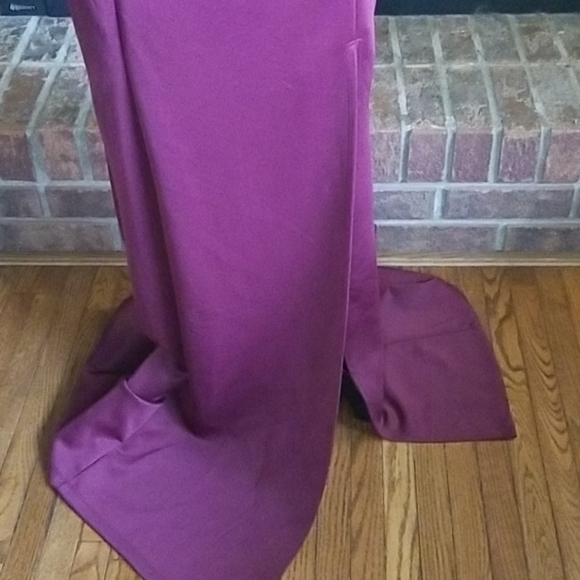 NWT gorgeous floor length dress - Picture 3 of 4